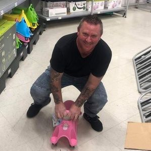 Meet your Posher, Chris